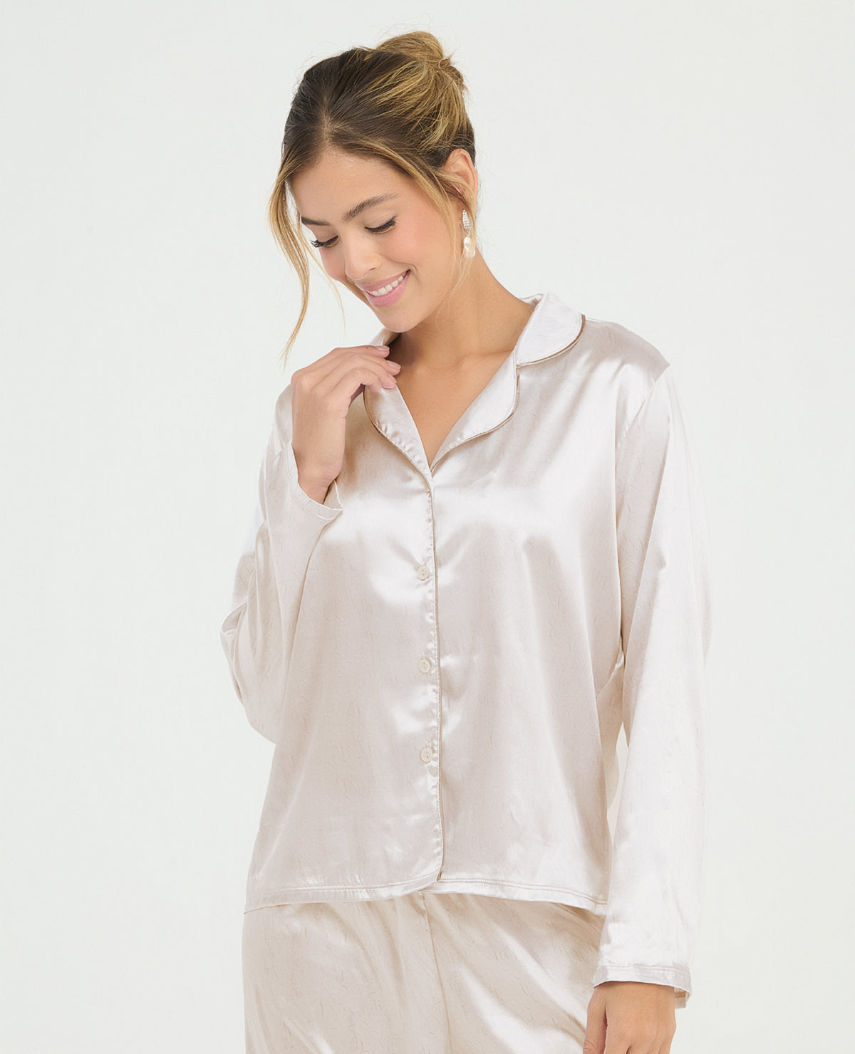 -Confeccionada-en-Satín_St Even Colombia_18758