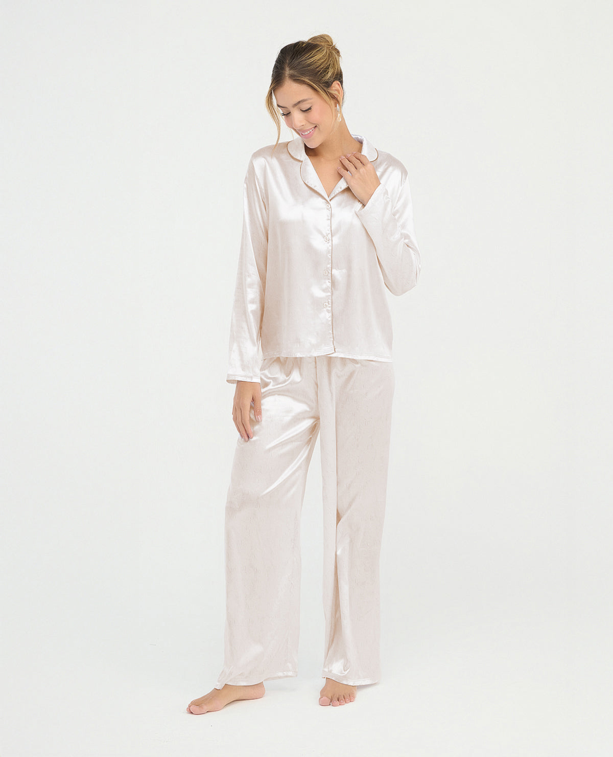 -Confeccionada-en-Satín_St Even Colombia_18758