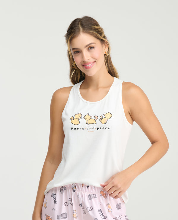 Camisilla-Cuello-Redondo-|-Estampado-Frontal-|-Short-Con-Pretina_St Even Colombia_18814