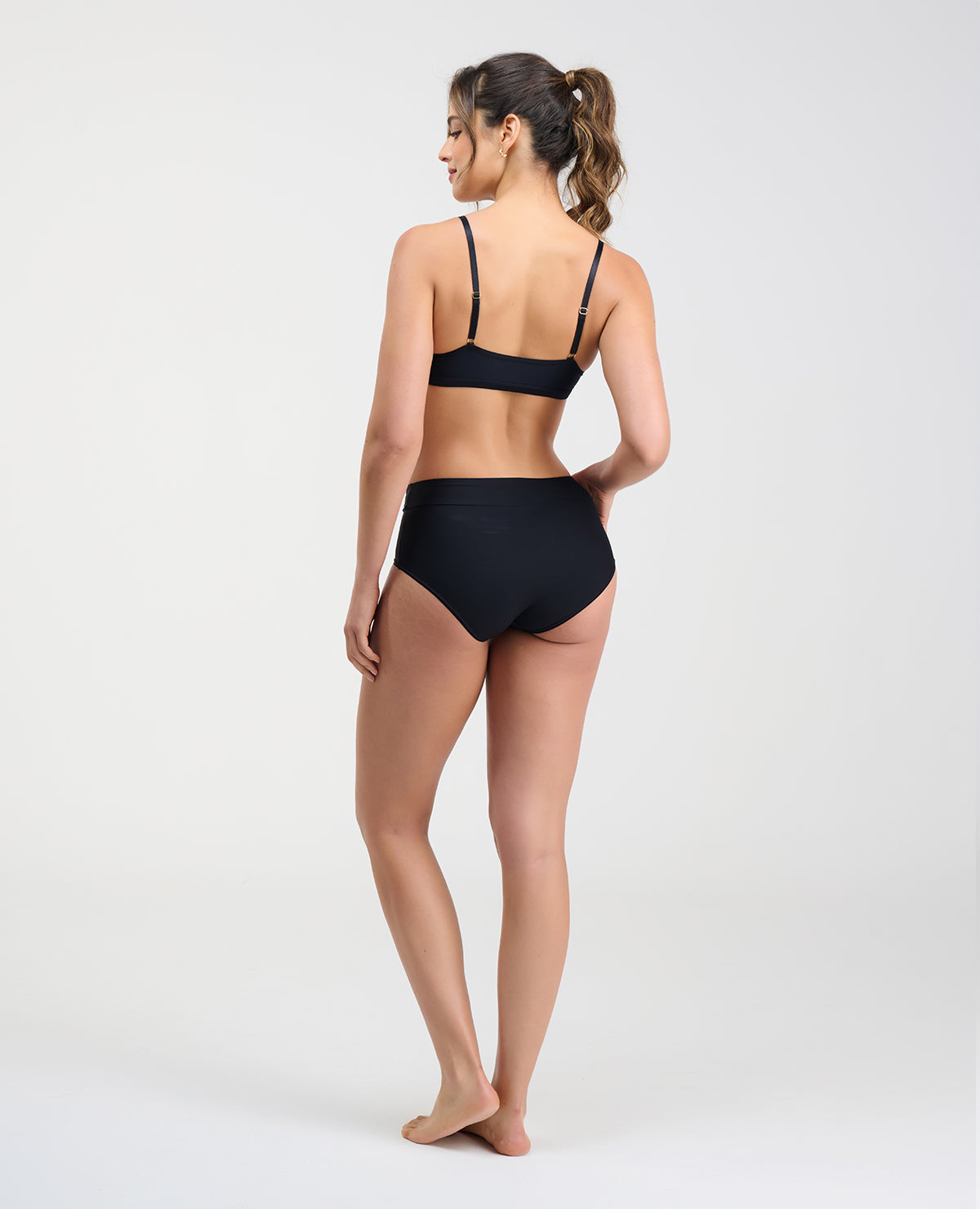 -Cintura-en-Fajón-_St Even Colombia_49594