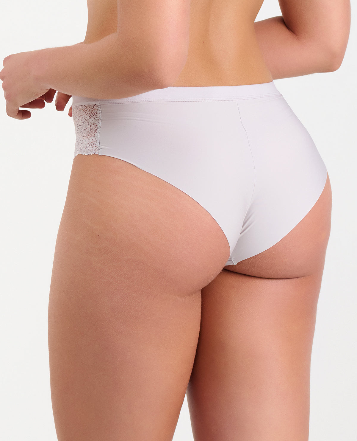 -Laterales-en-Encaje_St Even Colombia_49604