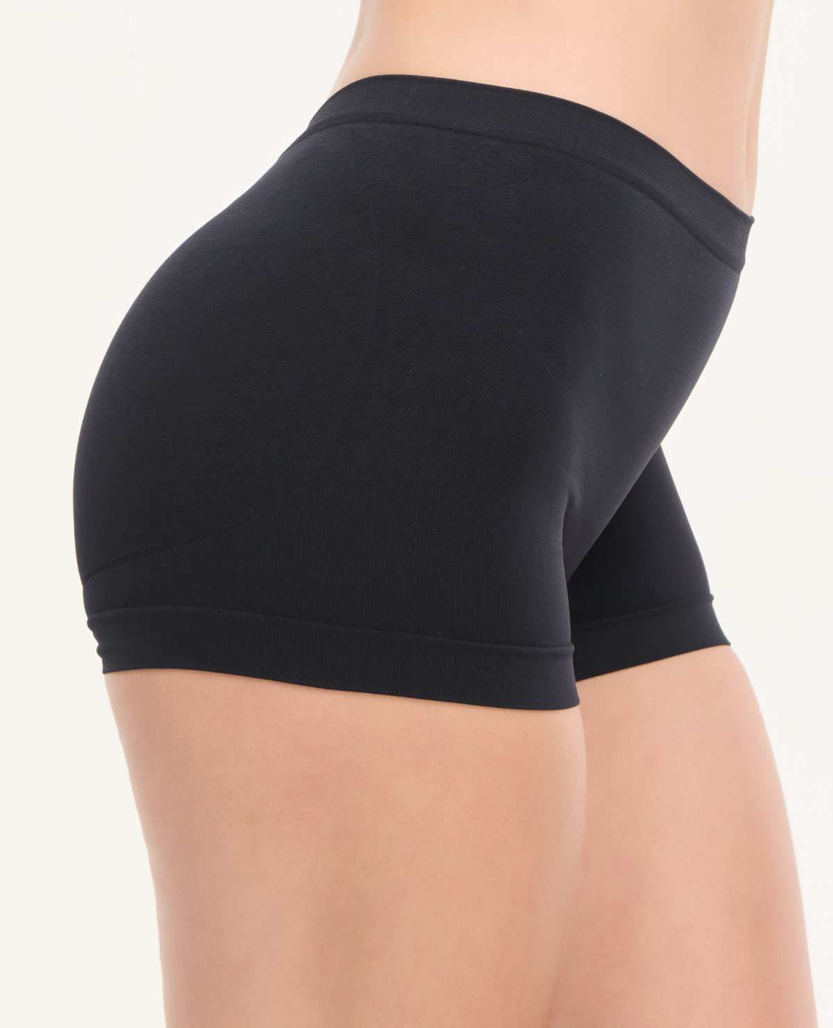 -Levantacola_St Even Colombia_49703